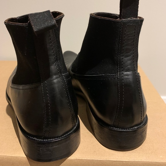 Black leather Chelsea boots - Picture 3 of 5